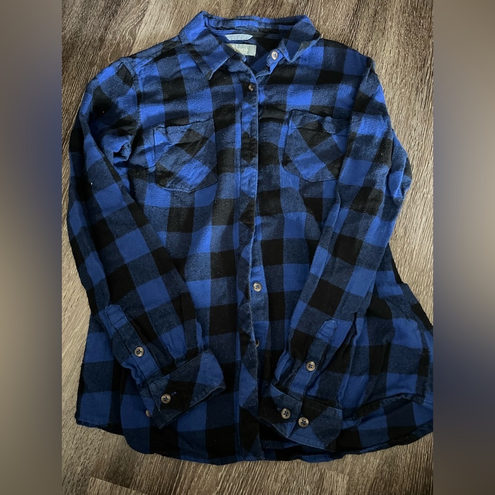 Natural Reflections Blue and Black Plaid Button-Up Shirt